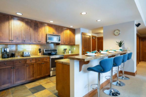 Luxury 3BD Village at Northstar Residence - Iron Horse North 204, Truckee